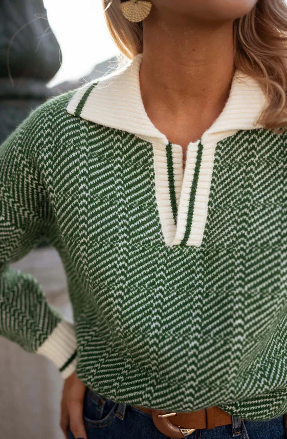 Emilia™ | Pull vert à col en V avec col rabattu