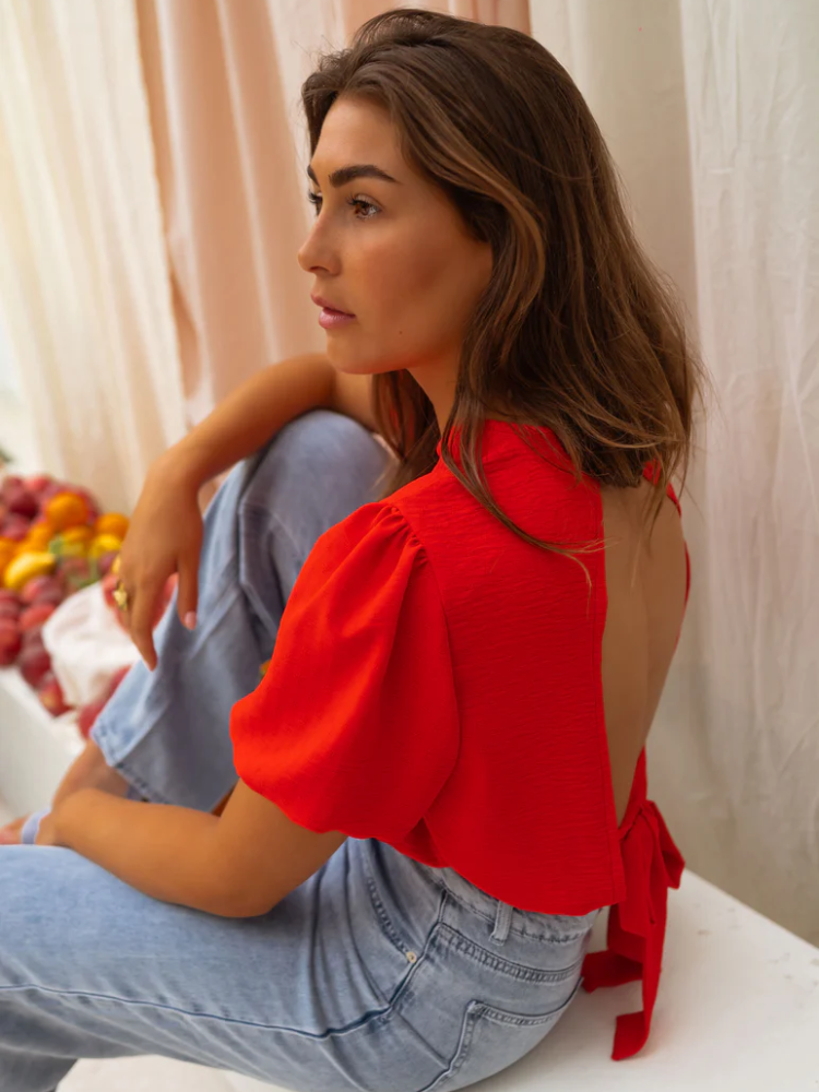Lorena™ | Blouse cropped avec une touche d'élégance