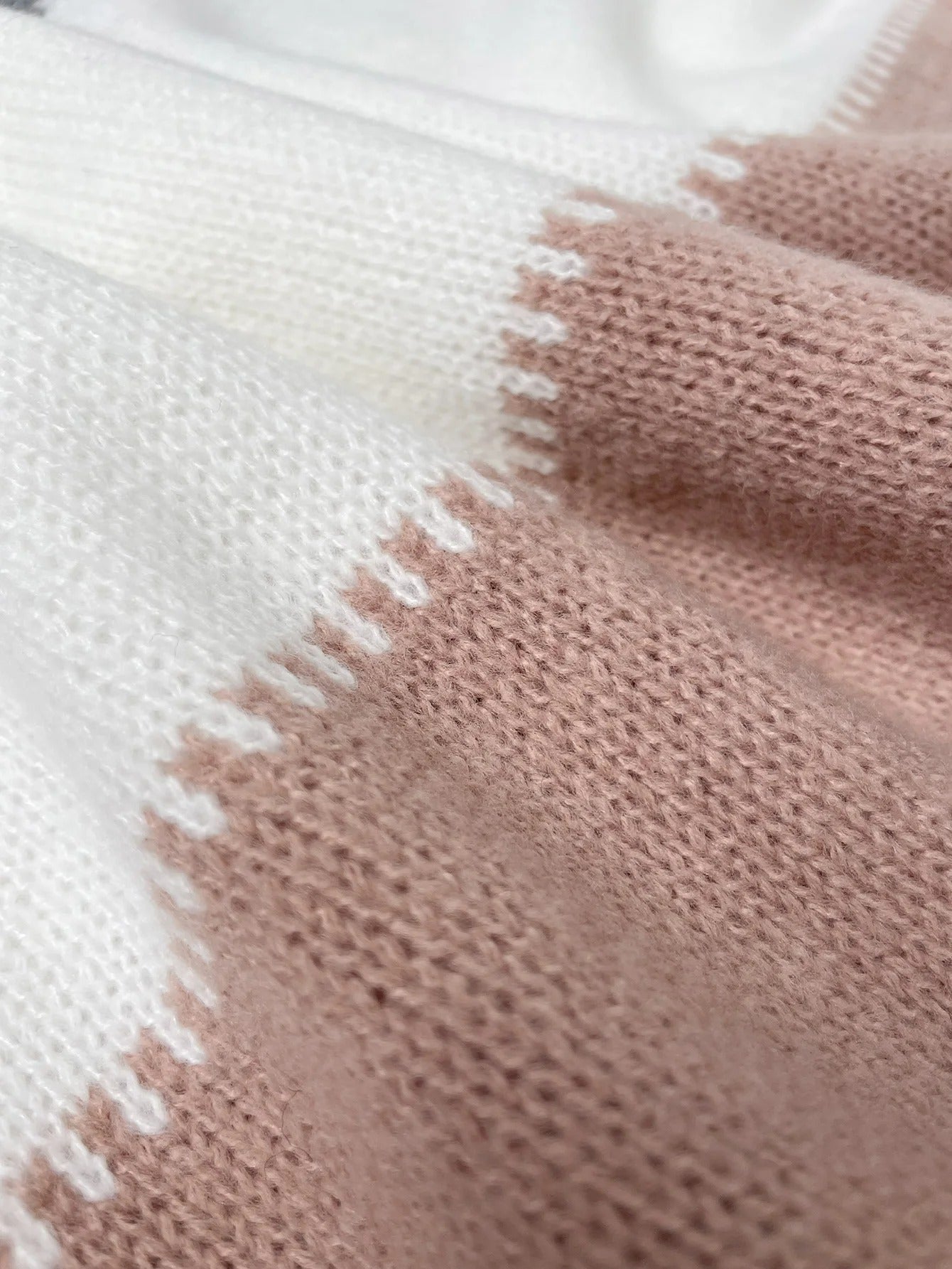 Savara – Pull Léopard Chic et Tendance